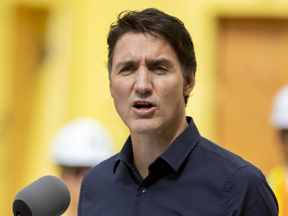 Majority say Justin Trudeau should go as his approval rating tumbles Poll