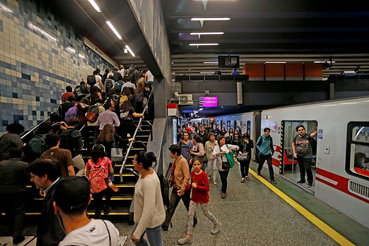 Estaciones Cerradas En La Línea 1 Del Metro Este Jueves, 8 De Febrero