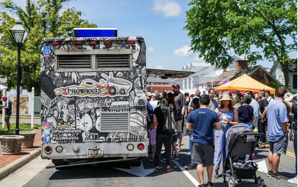 <p>Whether you're craving a classic bánh mì sandwich or a warm cup of pho, <a href="http://phowheelsdc.com/">PhoWheels</a> is a great option in the D.C. area. Owner Tuan Vo said one of the truck's can't-miss items are the pork belly tacos.</p><p>The tacos have fans that "followed us around the country," he said, and it's unsurprising why, with their mouthwatering protein and sharp pickled toppings, all resting on a tasty Malaysian flatbread called Roti Canai.</p>