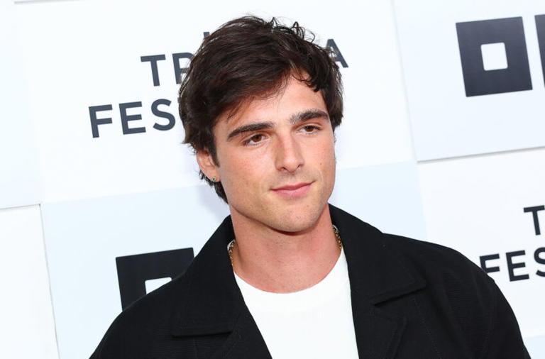 DC: Jacob Elordi stuns as the new Batman in jaw-dropping image