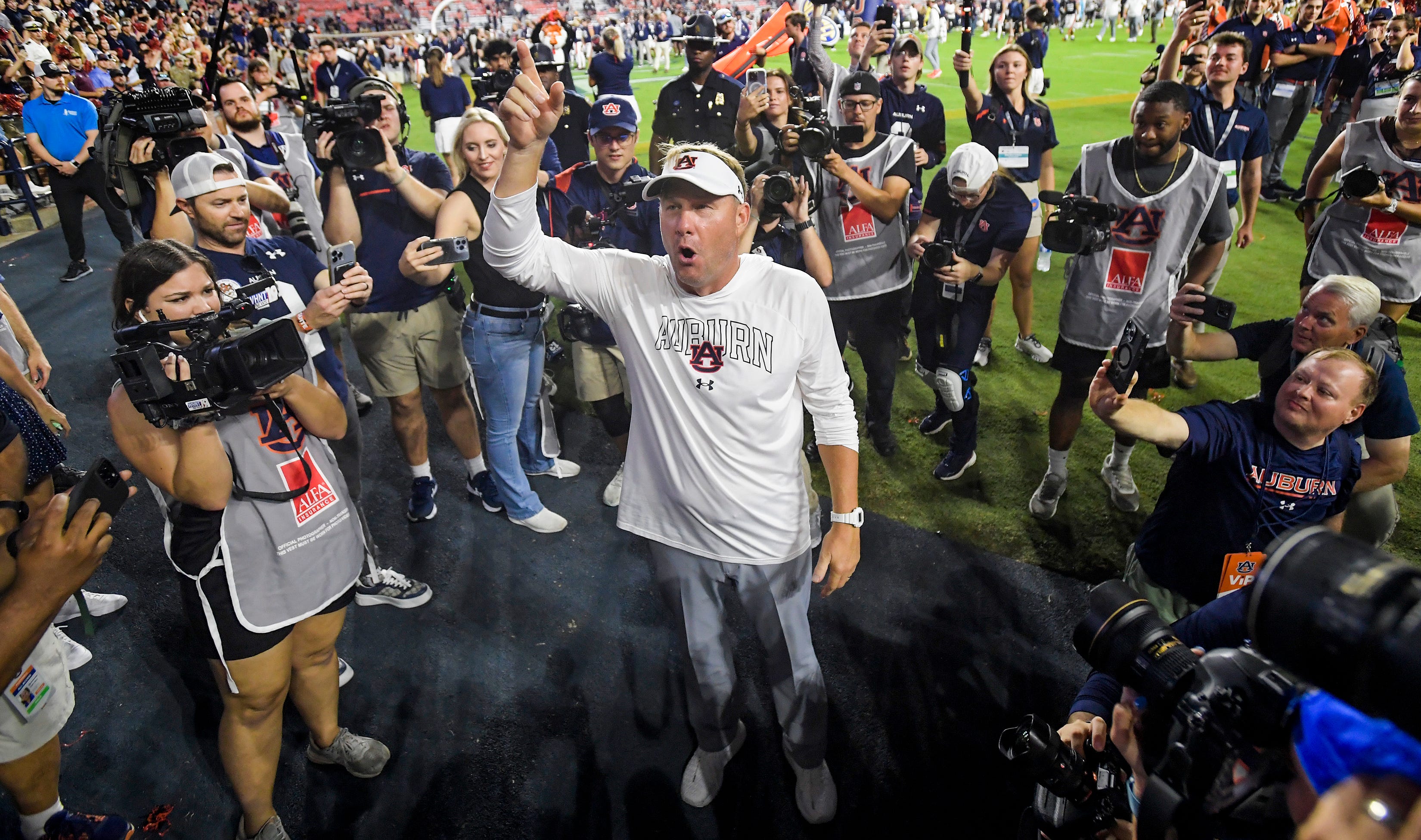 Hugh Freeze Explains What Recruiting On Game Days Looks Like For Auburn ...