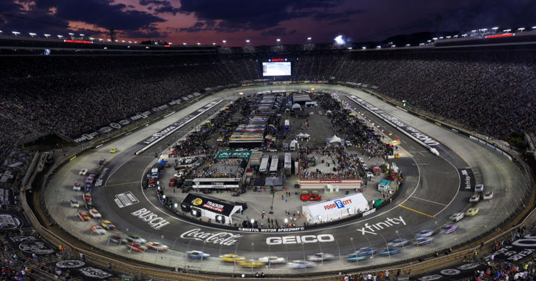 Bristol Motor Speedway repainting walls classic red and white for ...