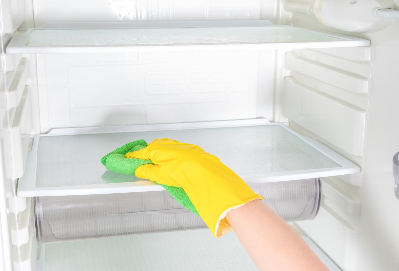 a quelle fréquence nettoyer son réfrigérateur pour qu'il reste sain ?