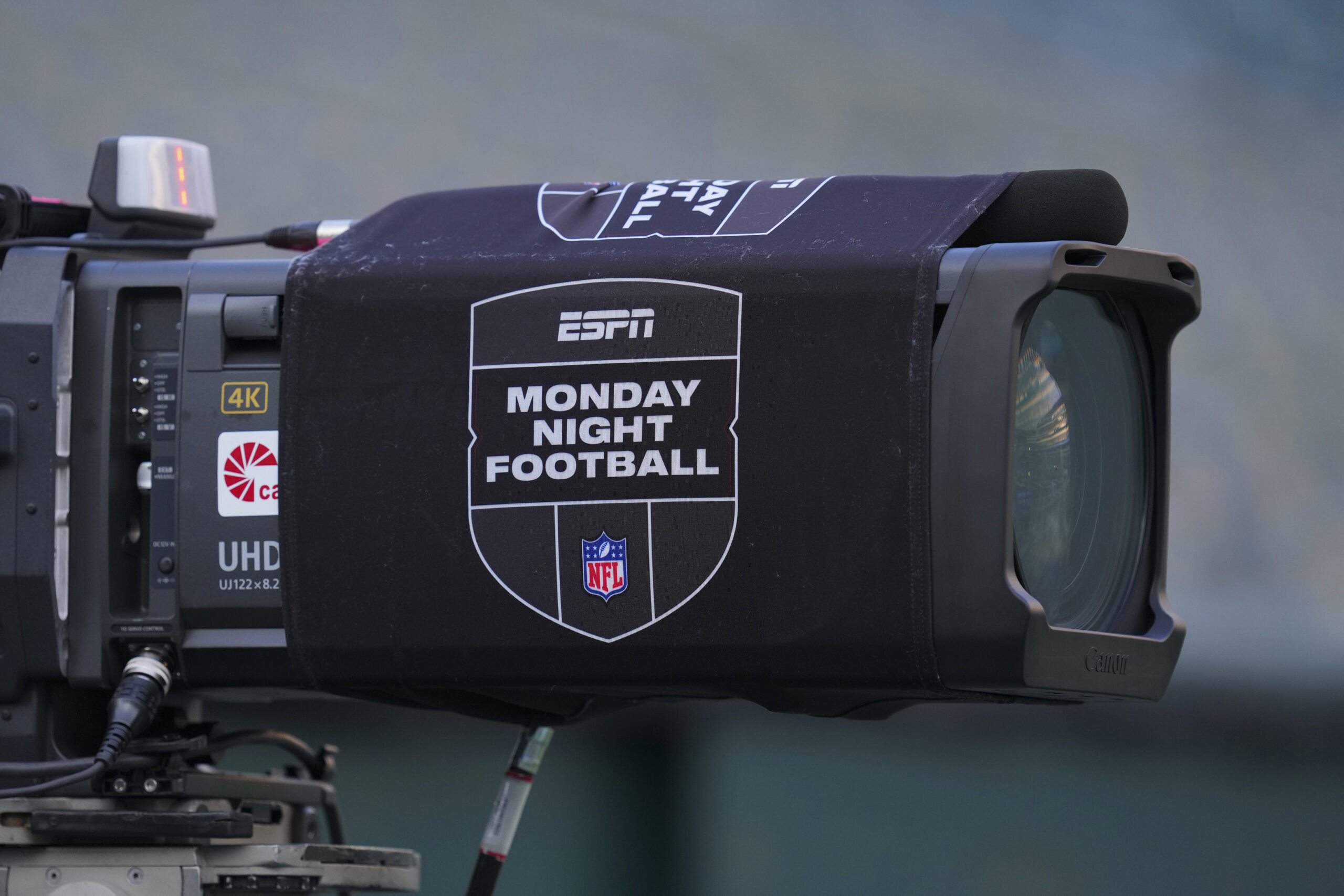 ESPN's Presentation of Monday Night Football: Doubleheader Saturday in Week  18 Set to Debut; Simulcast on ABC and ESPN+ - ESPN Press Room U.S.
