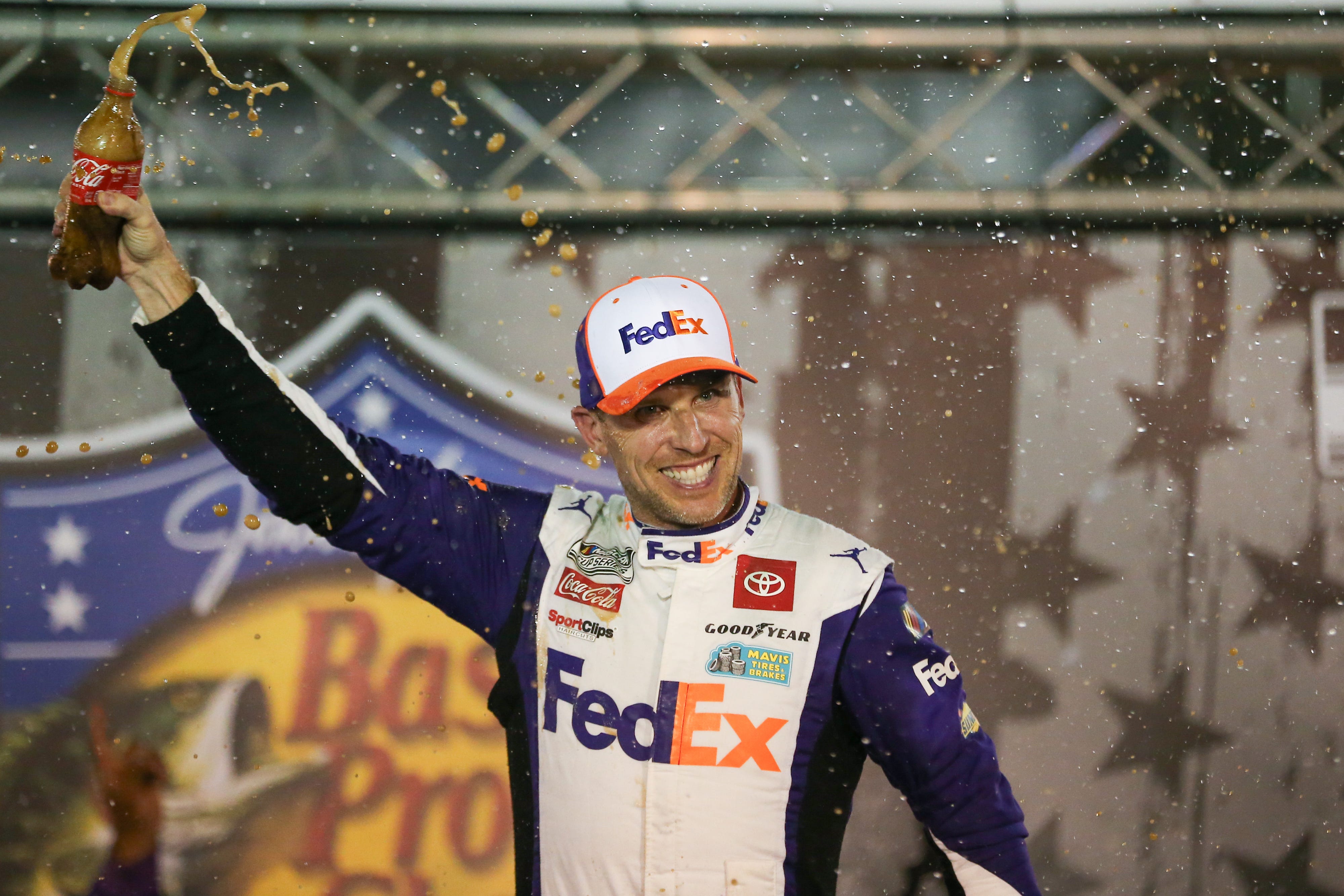 NASCAR Bristol predictions 2025 Expert picks for Cup Series race at