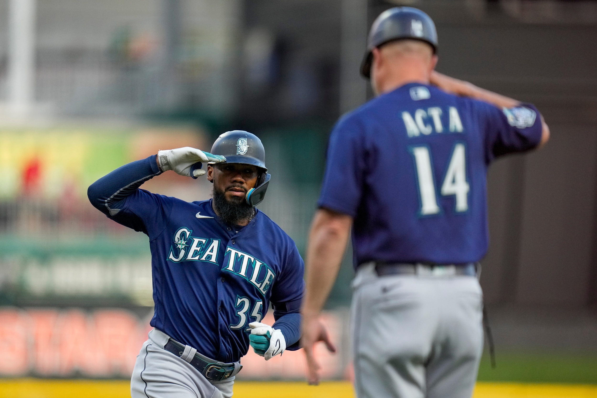 Teoscar Hernandez Trade Is Finally Paying Off For The Mariners