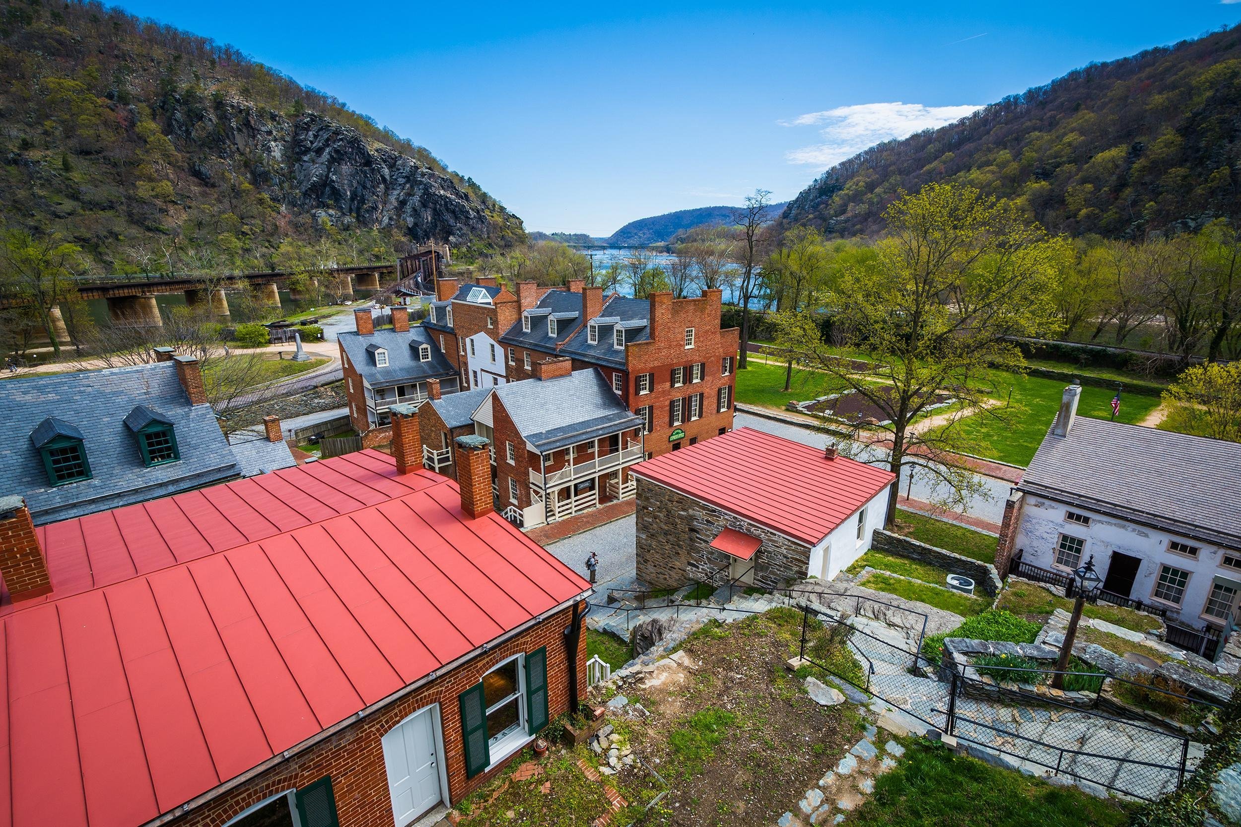 <p>Harpers Ferry in West Virginia is picturesque in the truest sense. The small town is also a national park, surrounded by the Shenandoah and Potomac rivers and lush green trees. Anywhere you turn for 360 degrees can serve as a beautiful backdrop for a selfie.  </p>