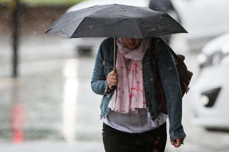 Met Office expects rain to continue in West Country this weekend after