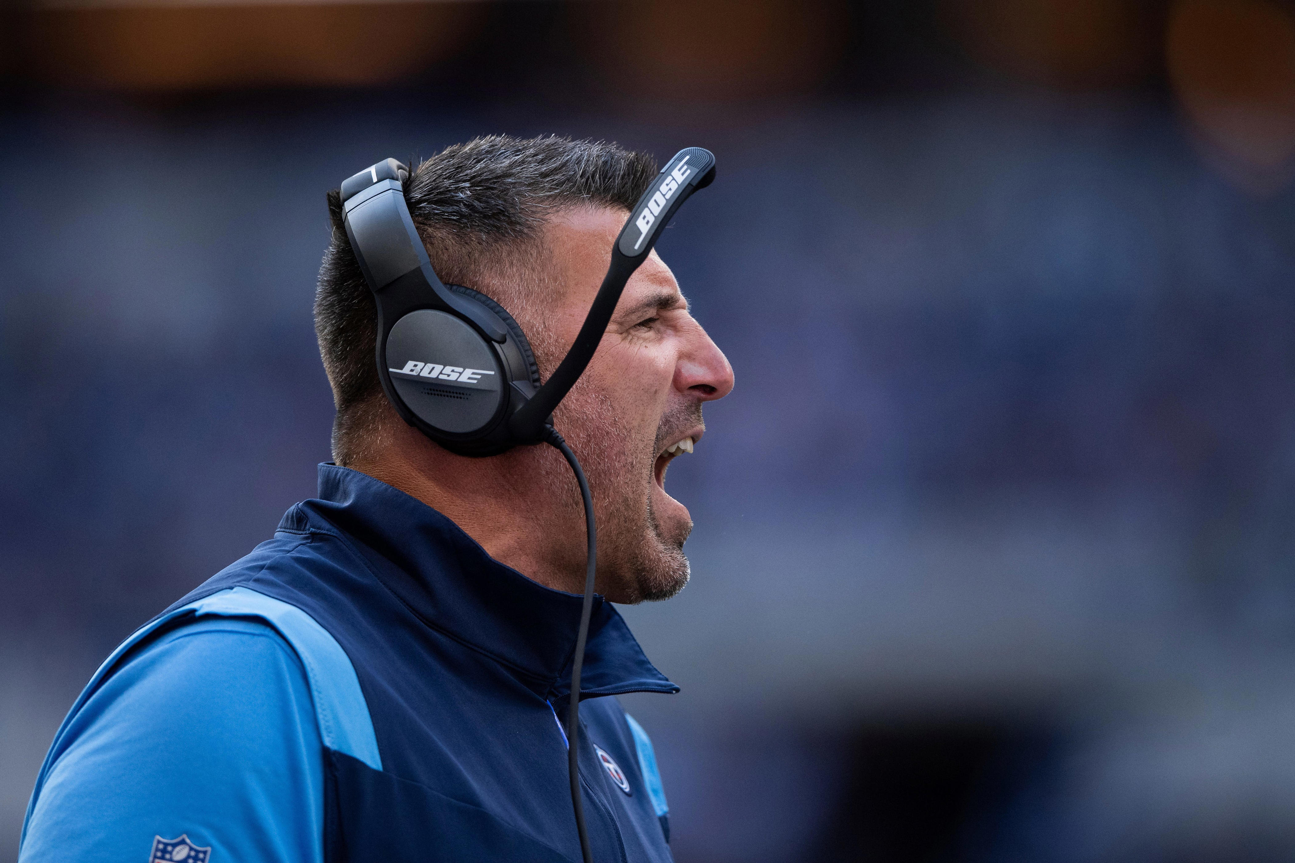 Former Tennessee Titans Coach Mike Vrabel Hired By Cleveland Browns As ...