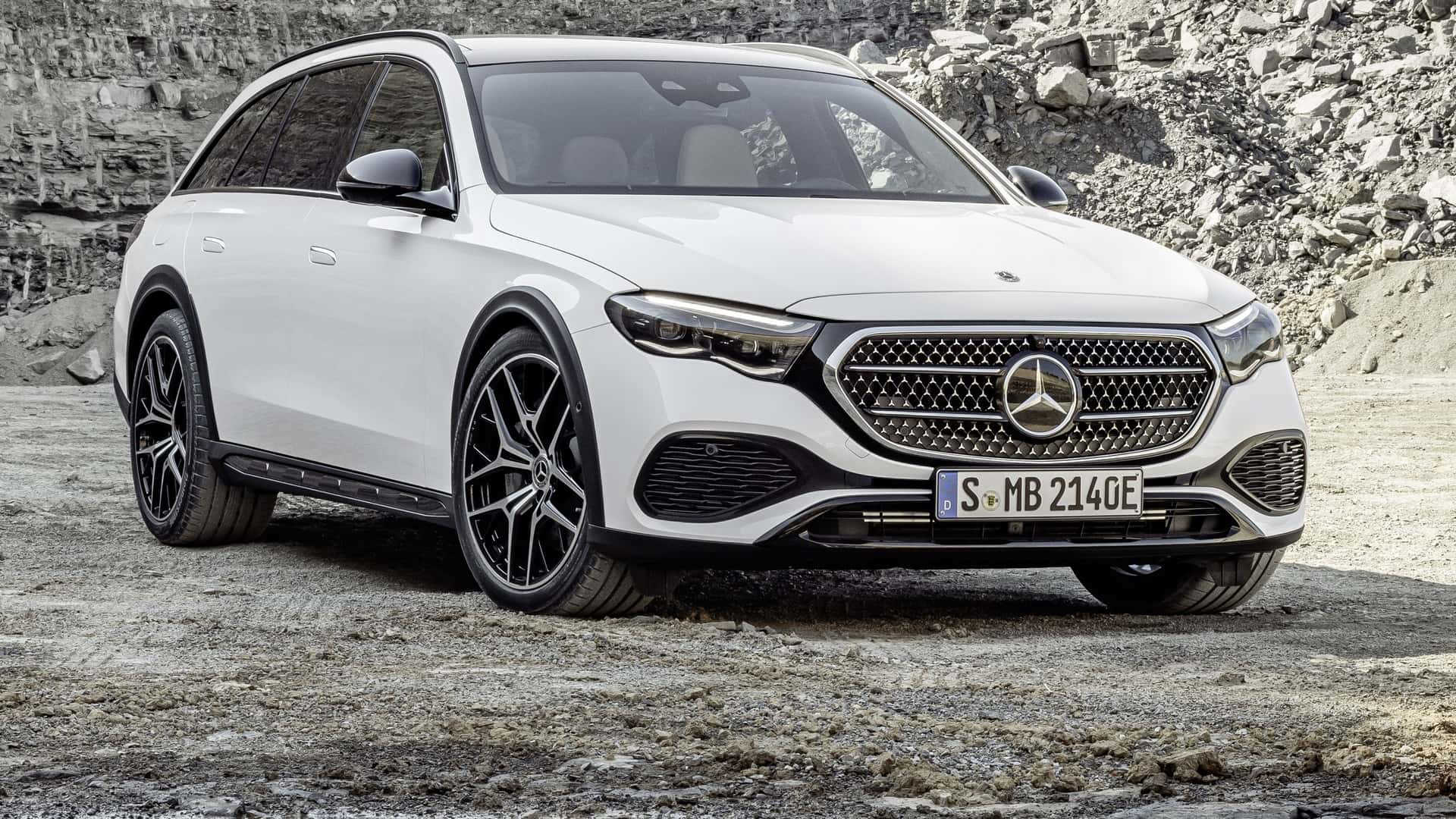 2024 MercedesBenz EClass AllTerrain Debuts As Lifted Wagon, Coming To US