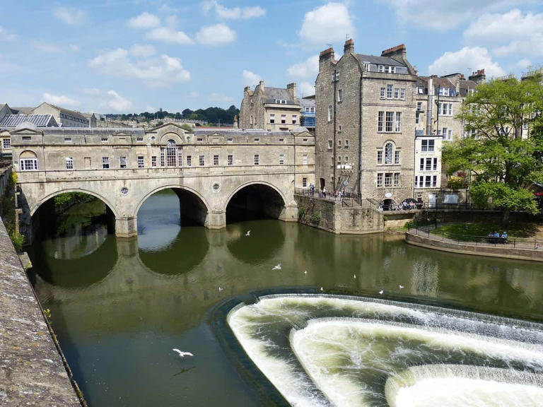 Known for its honey-colored Georgian buildings, ancient Roman baths, and …  Bath Itinerary: The Perfect 2 Days in Bath, England Read More »