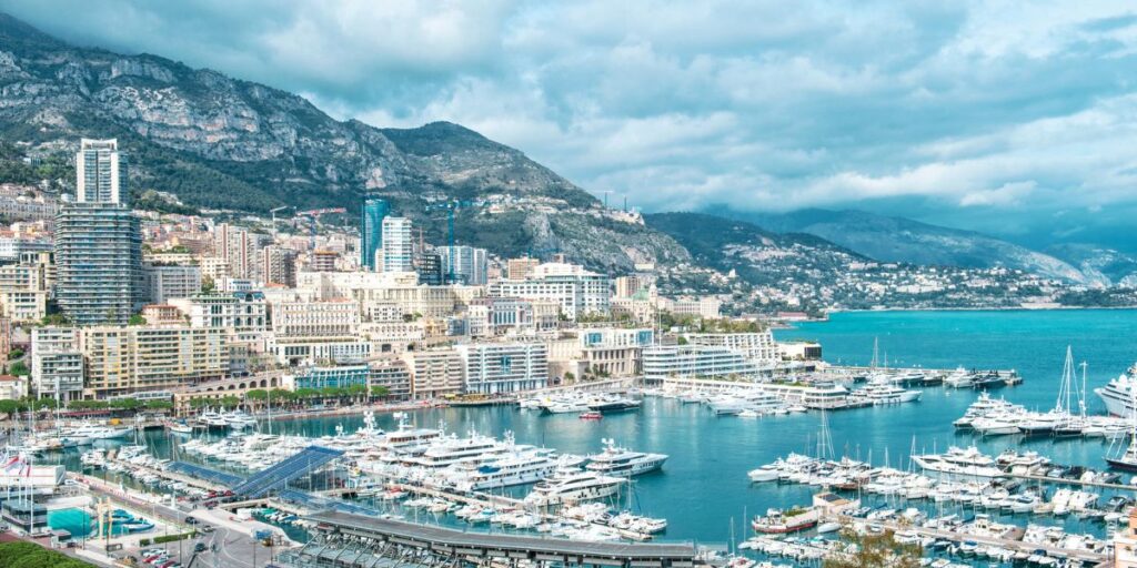 <ul> <li><strong>Where is Monaco?</strong> Monaco is a sovereign city-state on the French Riviera in Western Europe.</li> <li><strong>How Big is Monaco?</strong> Monaco is the second smallest country in the world, with an area of just about 2.02 square kilometers (0.78 square miles).</li> <li><strong>Monaco</strong> <strong>Population:</strong> Monaco has a population of approximately 38,000 people.</li> <li><strong>Monaco Safety</strong>: Monaco has one of the lowest crime rates in the world. It has more police officers per capita than any other country.</li> <li><strong>Official Language of Monaco:</strong> The official language is French, although English, Italian, and Monégasque are also spoken.</li> <li><strong>Monaco</strong> <strong>Currency:</strong> The official currency is the Euro (€).</li> <li><strong>Head of State</strong>: Monaco is a constitutional monarchy with Prince Albert II as its reigning monarch as of 2021.</li> </ul>
