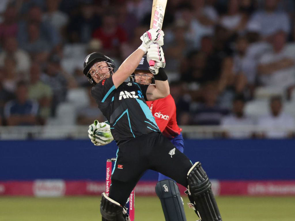 Cricket Black Caps Thrash England In Fourth Twenty20 To Share Series