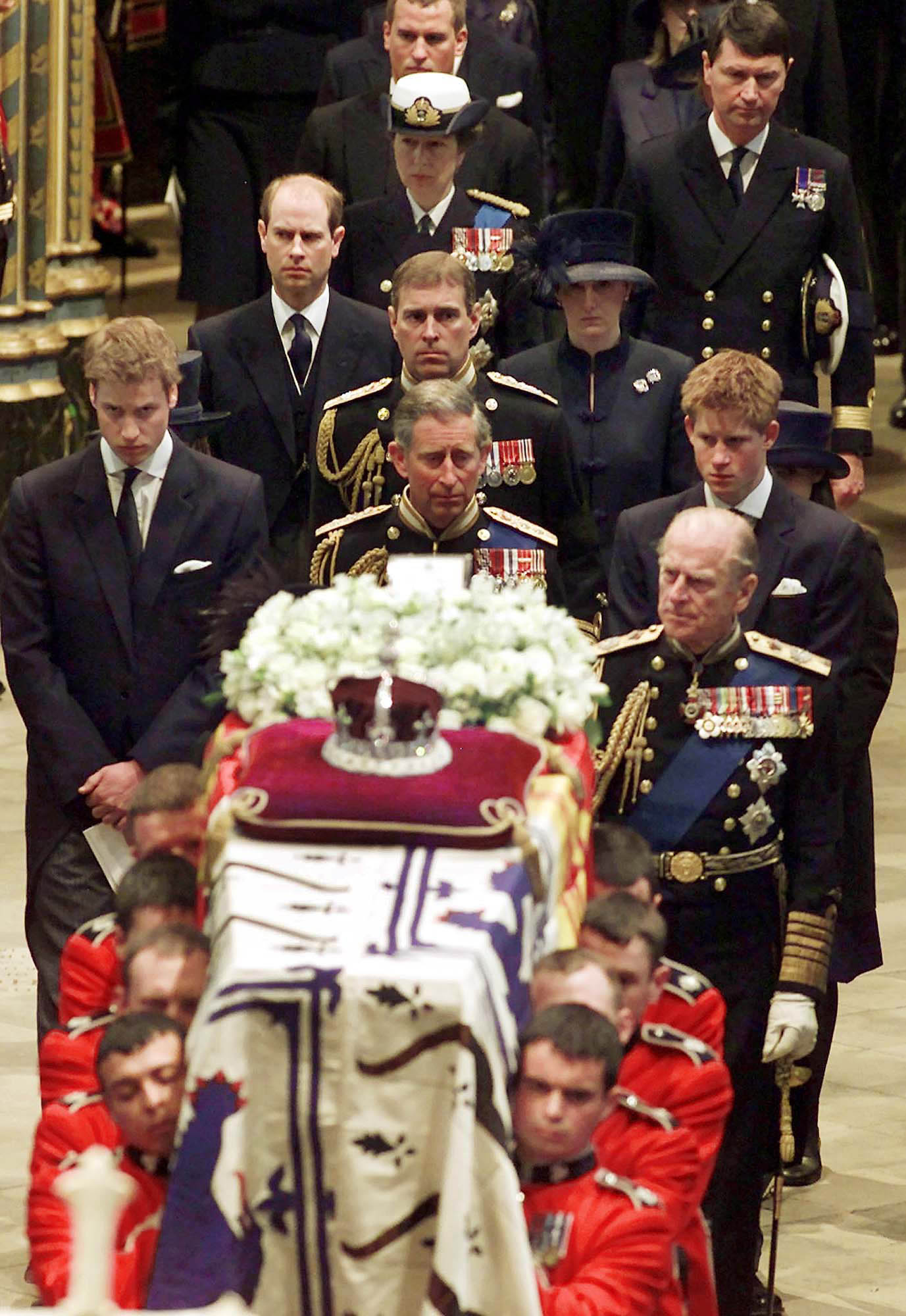 <p>Members of Britain's royal family -- Prince William, Prince Charles (now King Charles III), Prince Harry, Prince Philip, Prince Edward, Prince Andrew, Sophie, Countess of Wessex (now Duchess of Edinburgh), Peter Phillips, Princess Anne and her husband, Sir Tim Laurence -- followed the coffin of Queen Elizabeth the Queen Mother out of London's Westminster Abbey at the end of her funeral on April 9, 2002.</p>