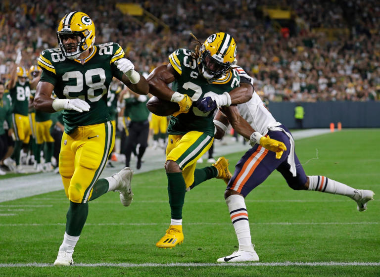 Green Bay Packers at Chicago Bears: Predictions, picks and odds for NFL  Week 1 game