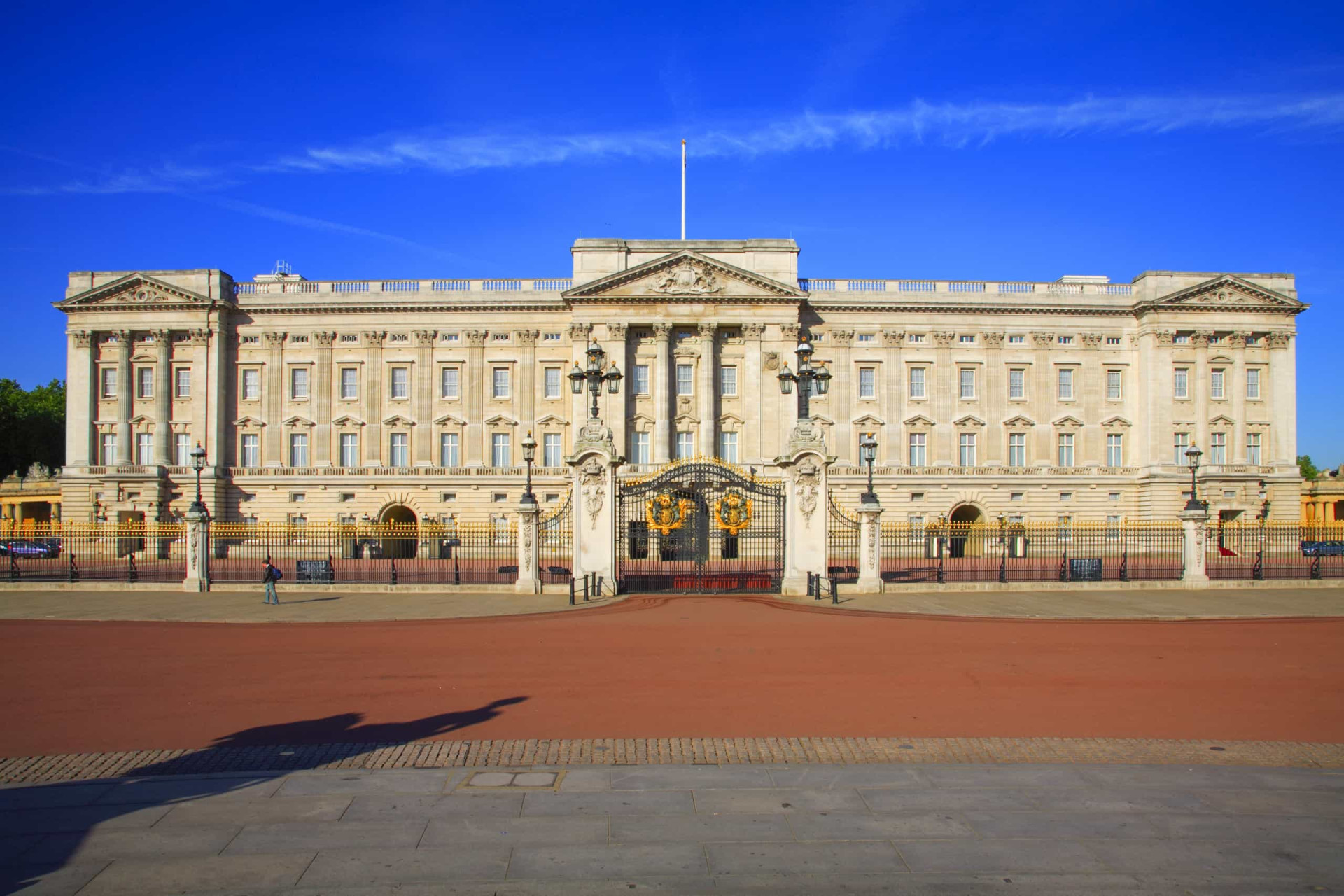 The Amazing Residences Owned By The British Royal Family   AA1gr9t6.img