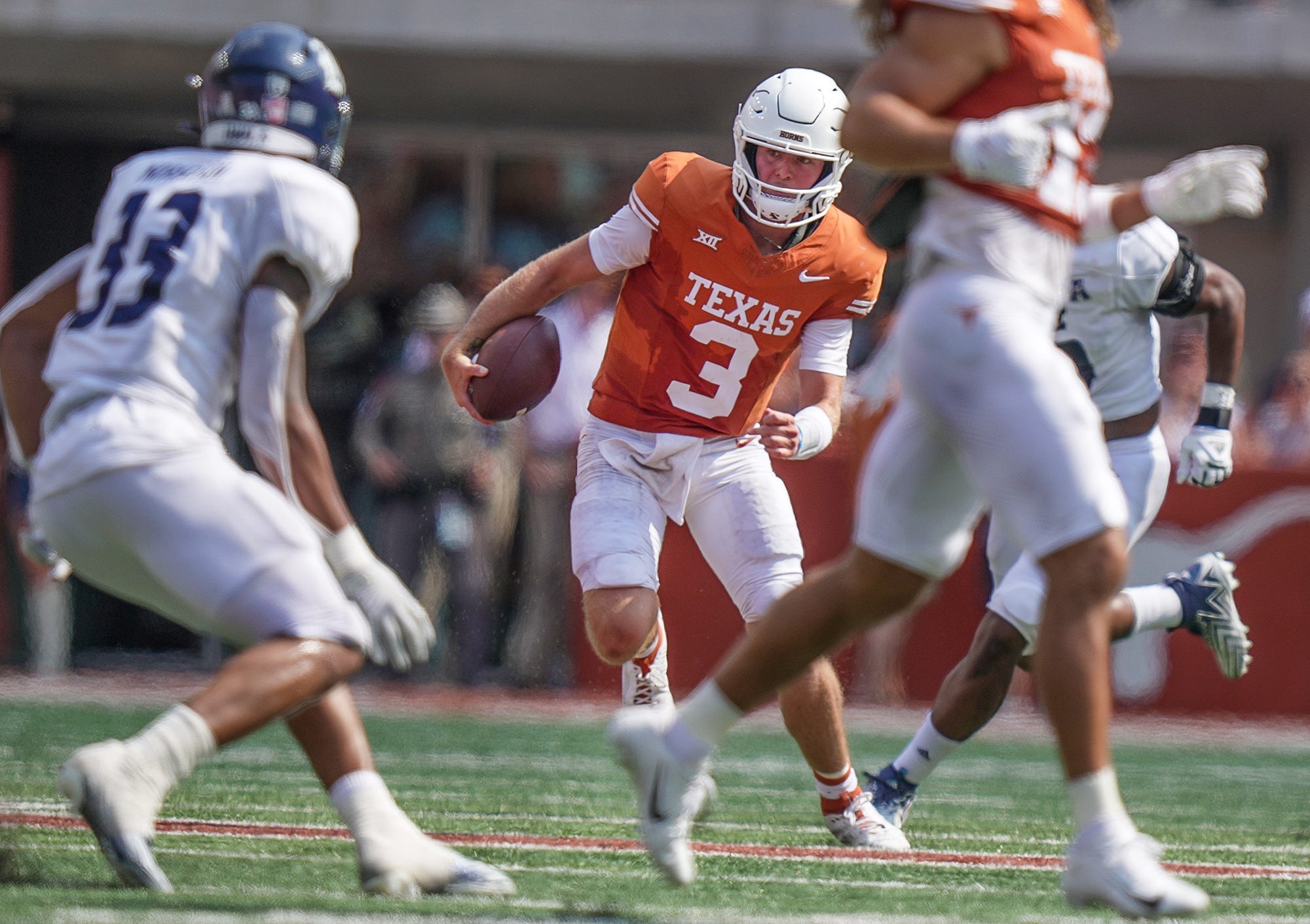 Texas Quarterback Quinn Ewers Announces Return To Longhorns Amid ...