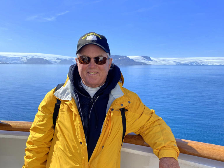 I've taken 150 solo cruises. Here are my top 6 tips for cruisers sailing alone to have the best experience.