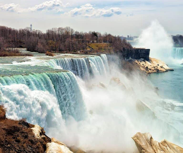 Niagara Falls New York vs Canada - Things to Do on Each Side of the Falls
