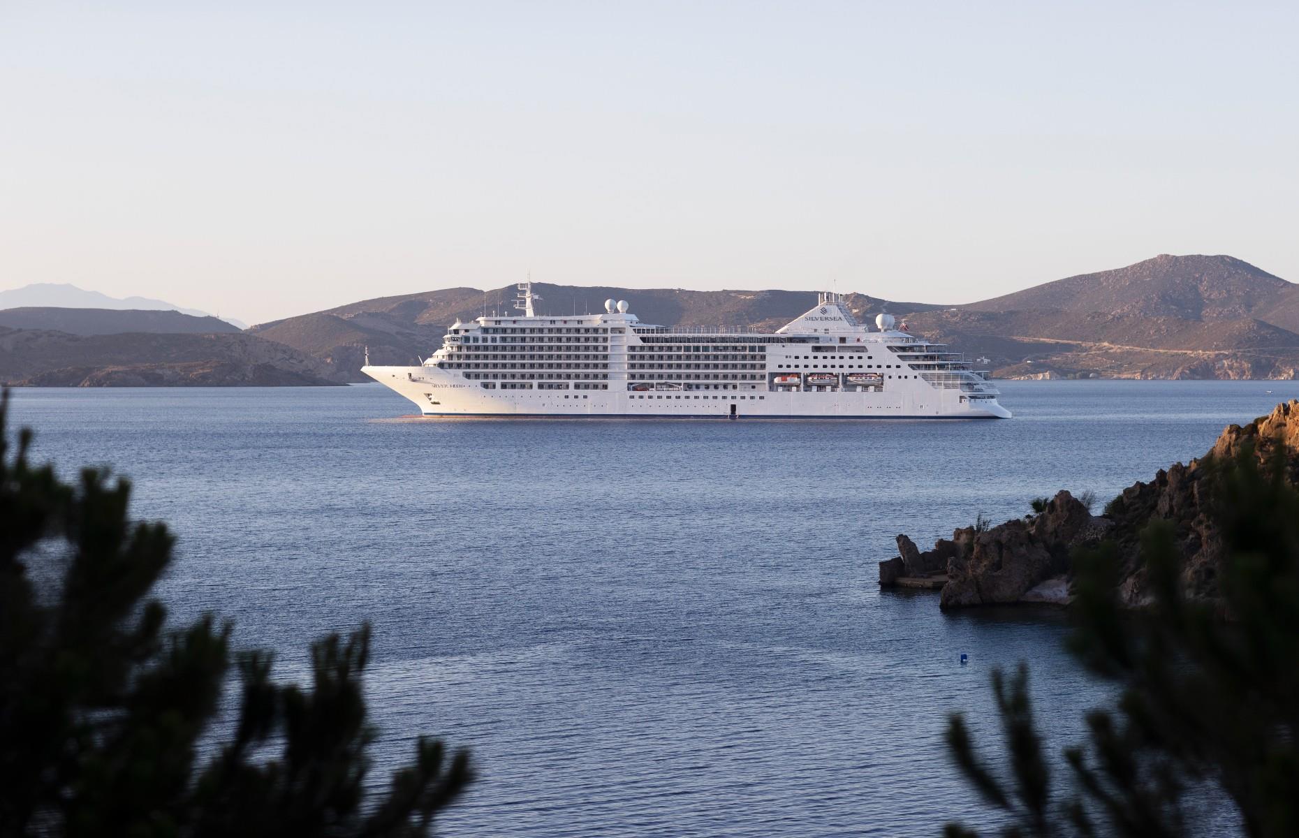 The world's most luxurious cruise ships will make your trip sparkle