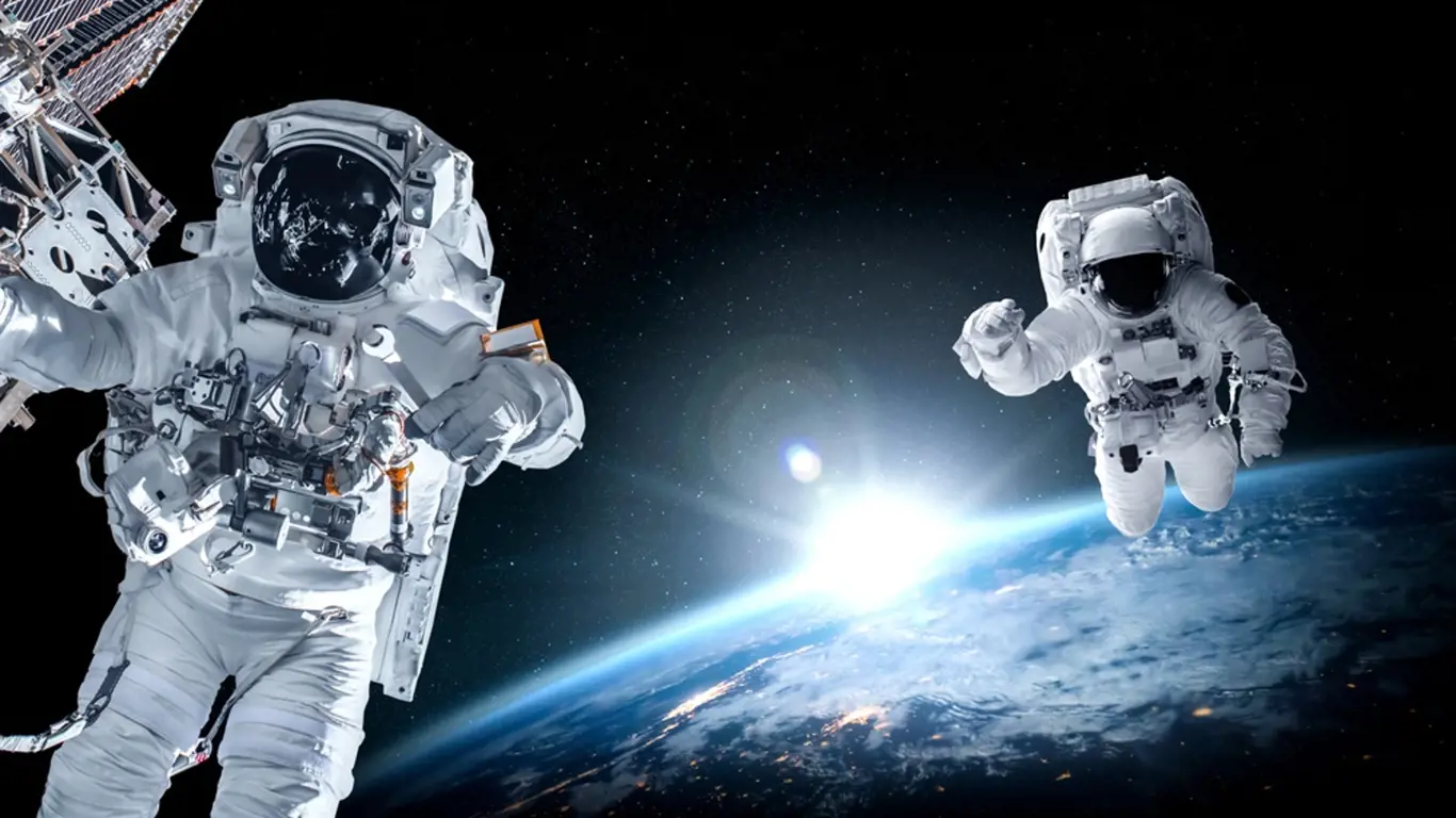 7 překvapivých věcí, které kosmonaut ve vesmíru nesmí udělat, a na zemi je děláme zcela běžně