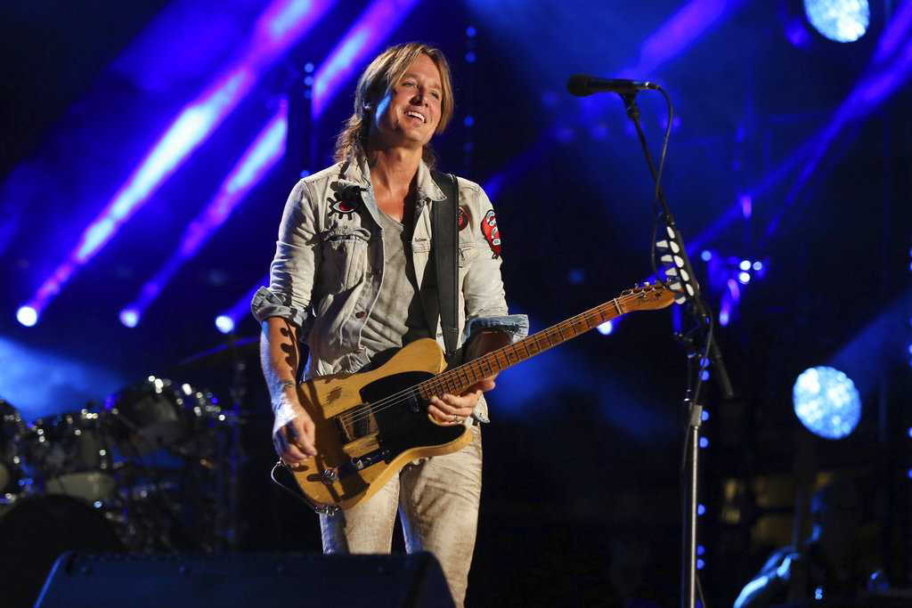 Country music star Keith Urban to headline 2024 VOA Country Music Festival