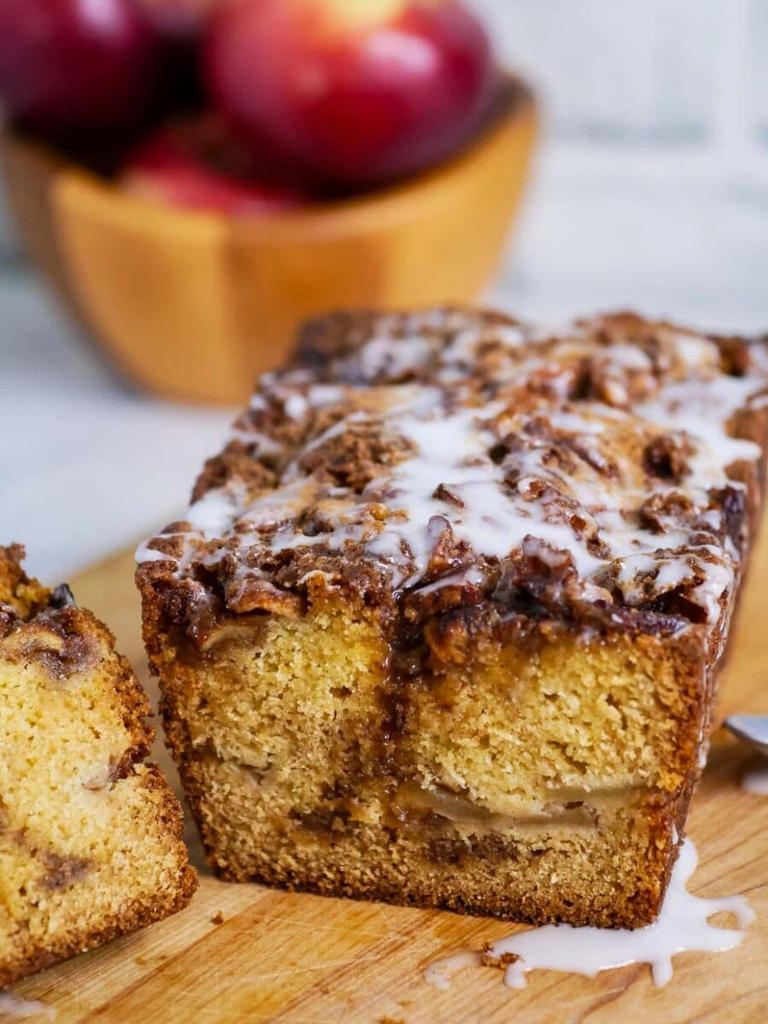 Amish Apple Fritter Bread Is Cinnamon Swirled Bliss