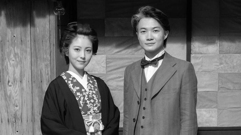 NHK連続テレビ小説「らんまん」主演の神木隆之介さん（右）とヒロイン役の浜辺美波さん （C）NHK