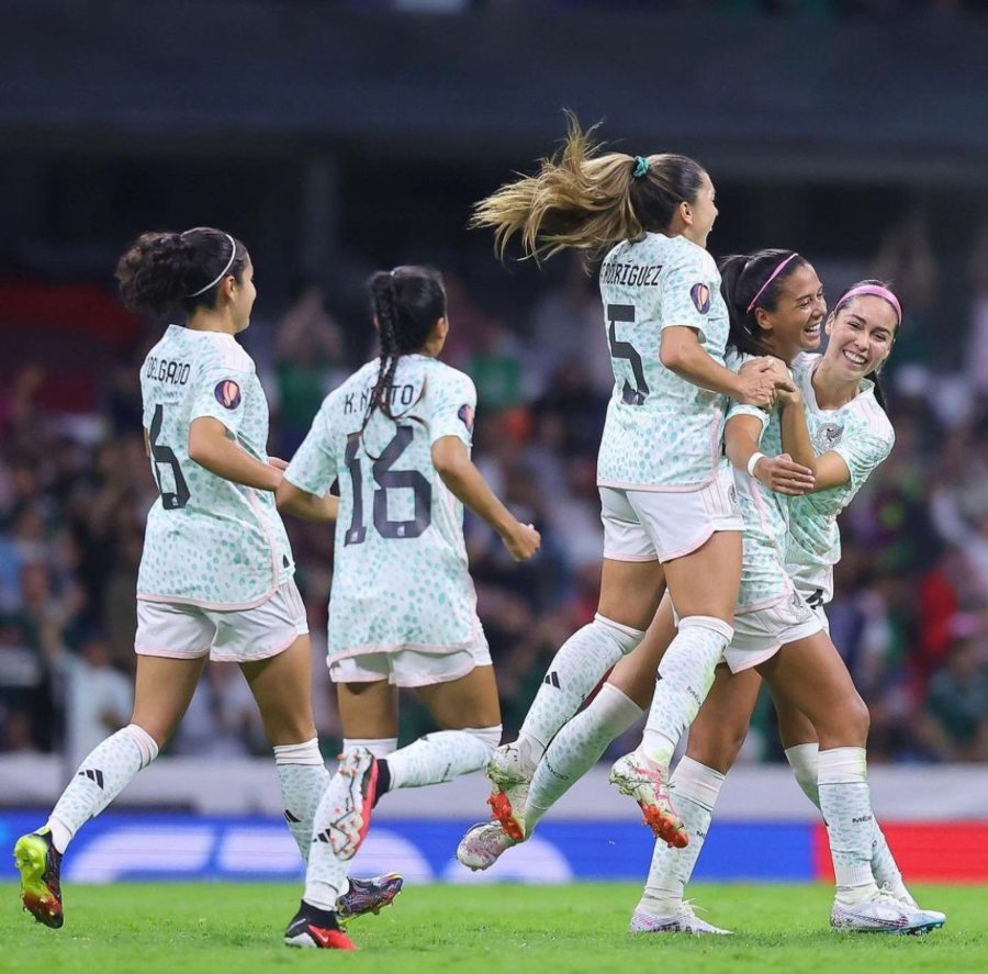 Selección Mexicana Femenil remonta ante Puerto Rico y arranca con el