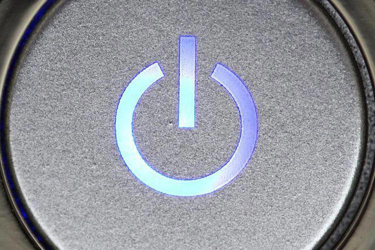 tanda “i” dan “o” di tombol power bukan simbol biasa, begini artinya