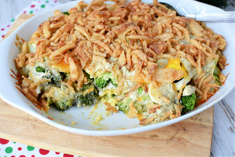 11 Easy Casseroles Perfect For Your Church Potlucks