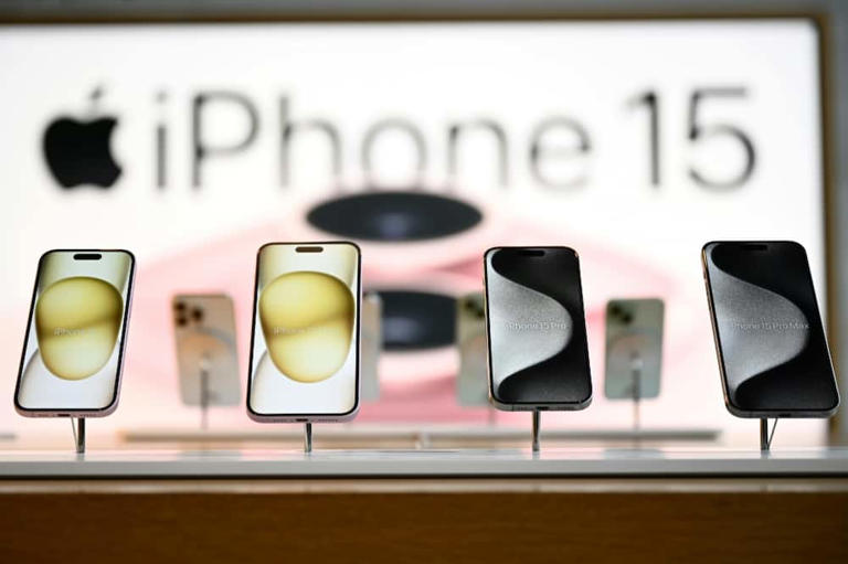 Ramped up computing demands in updates to apps such as Instagram were said to be among factors causing some iPhone 15 models to get hot. Photo: Patrick T. Fallon / AFP Source: AFP