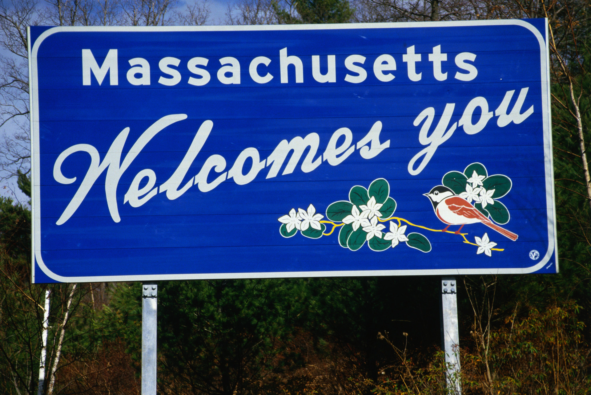 <p>The Massachusetts welcome sign sports two symbols of the state: the chickadee and the mayflower.</p><p><a href="https://www.msn.com/en-us/community/channel/vid-7xx8mnucu55yw63we9va2gwr7uihbxwc68fxqp25x6tg4ftibpra?cvid=94631541bc0f4f89bfd59158d696ad7e">Follow us and access great exclusive content every day</a></p>
