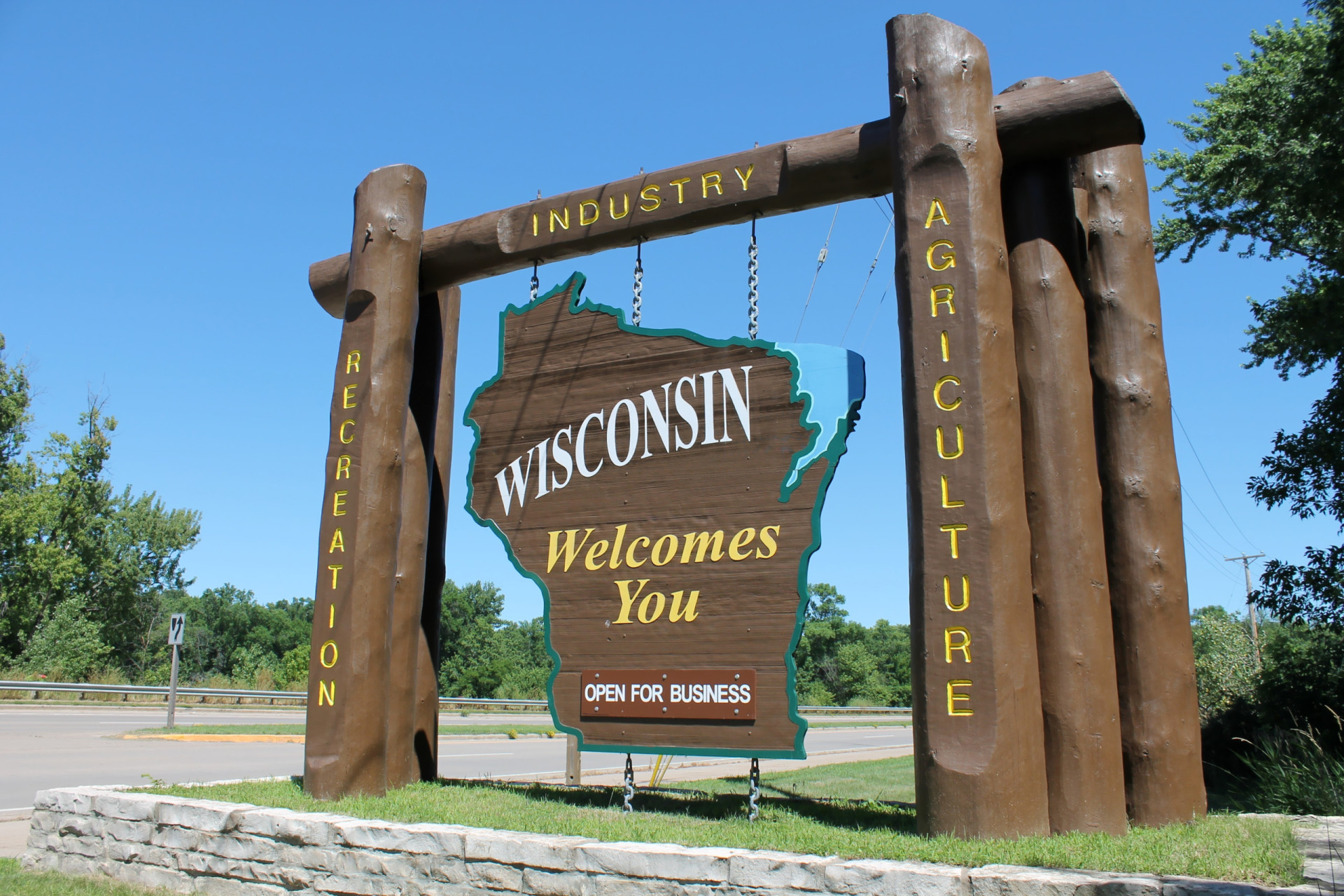 <p>These rustic-looking Wisconsin welcome signs are made from redwood. The logs mention "Recreation," "Industry," and "Agriculture."</p><p><a href="https://www.msn.com/en-us/community/channel/vid-7xx8mnucu55yw63we9va2gwr7uihbxwc68fxqp25x6tg4ftibpra?cvid=94631541bc0f4f89bfd59158d696ad7e">Follow us and access great exclusive content every day</a></p>