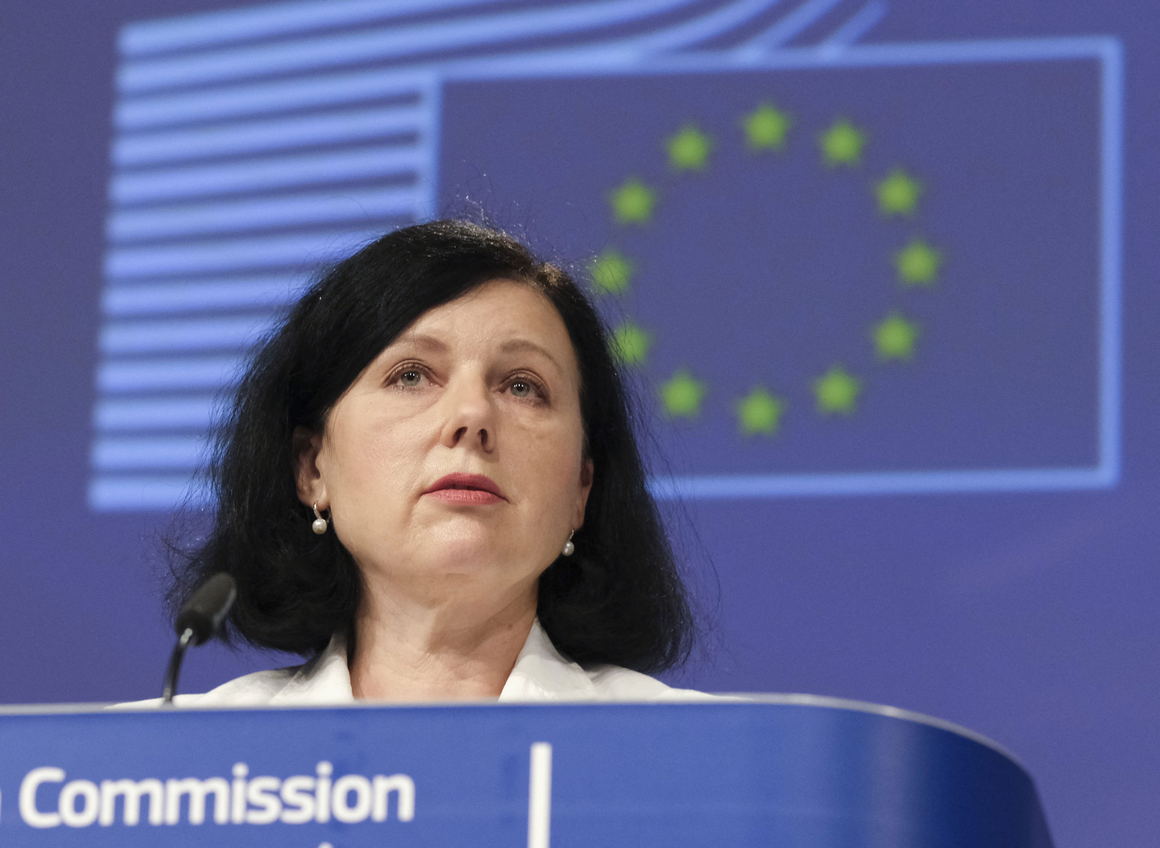 az európai képviselők nagyon idegesek, hogy az orbán-kormány megkapta a befagyasztott uniós pénzek egy részét