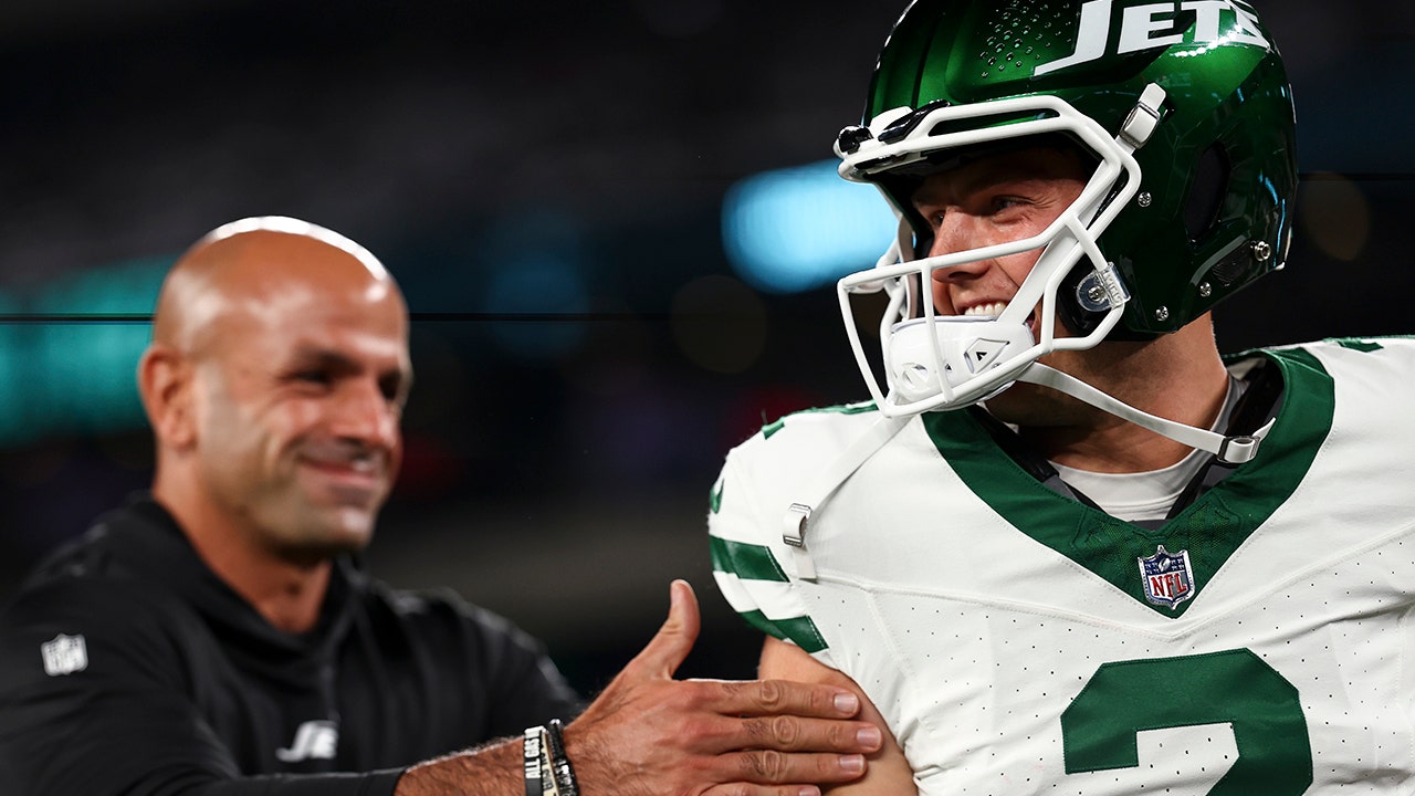 peyton manning takes aim at jets over zach wilson's failed tenure: 'it drives me crazy'