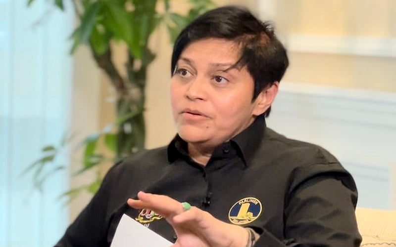 no plans to widen corporate liability law to include civil servants, says azalina
