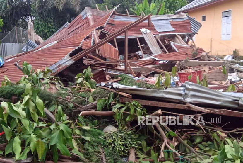 bejat-rp-cabuli-20-anak-di-pasaman-sambil-merekam-aksinya