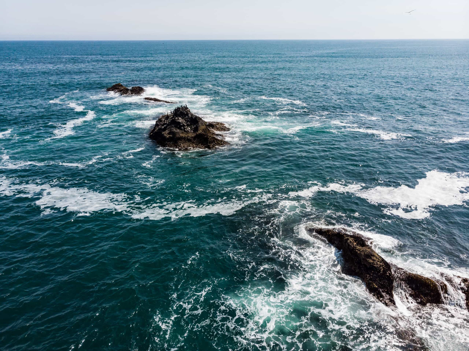 Er zijn bergen onder water