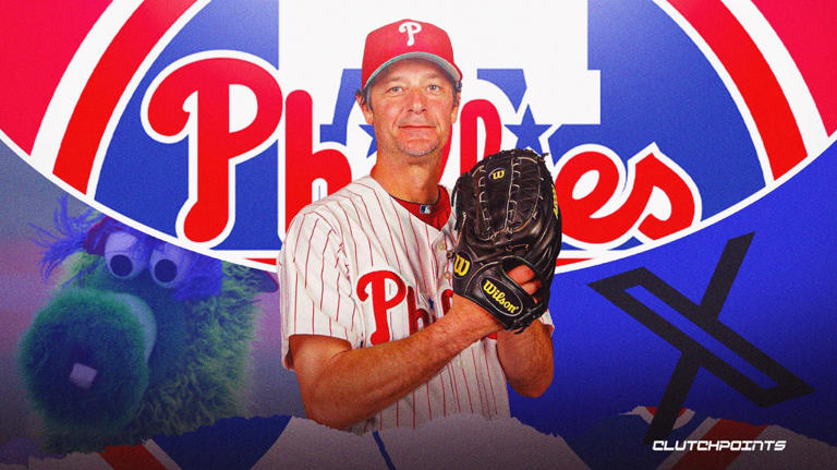 Jamie Moyer’s first pitch while in overalls has Phillies fans going absolutely wild on X