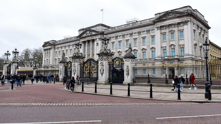 Buckingham Palace is one place to add to your London vacation itinerary. Stuart C. Wilson/Getty Images