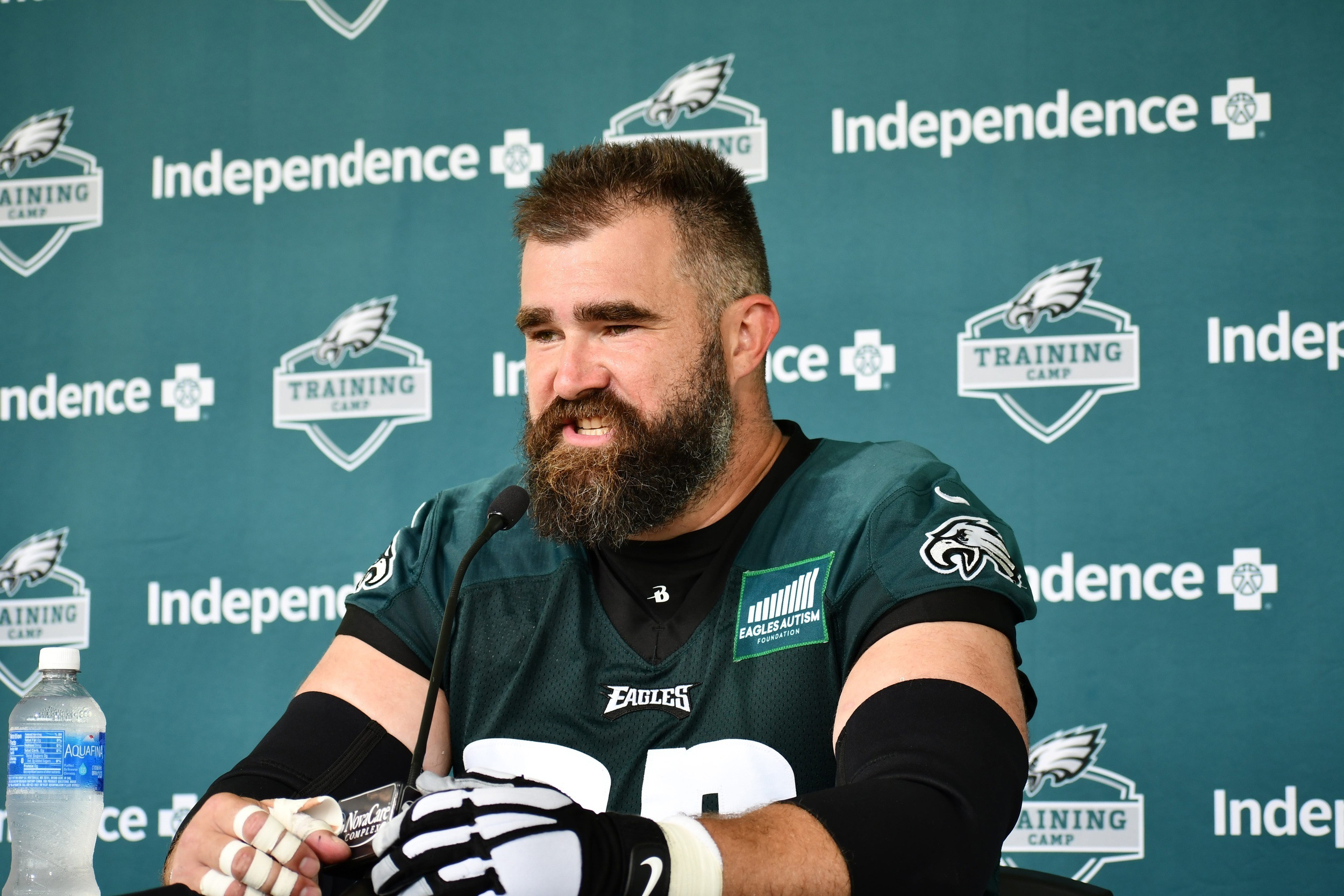 Jason Kelce reveals his WILD reasoning behind his hysterical pregame fit 