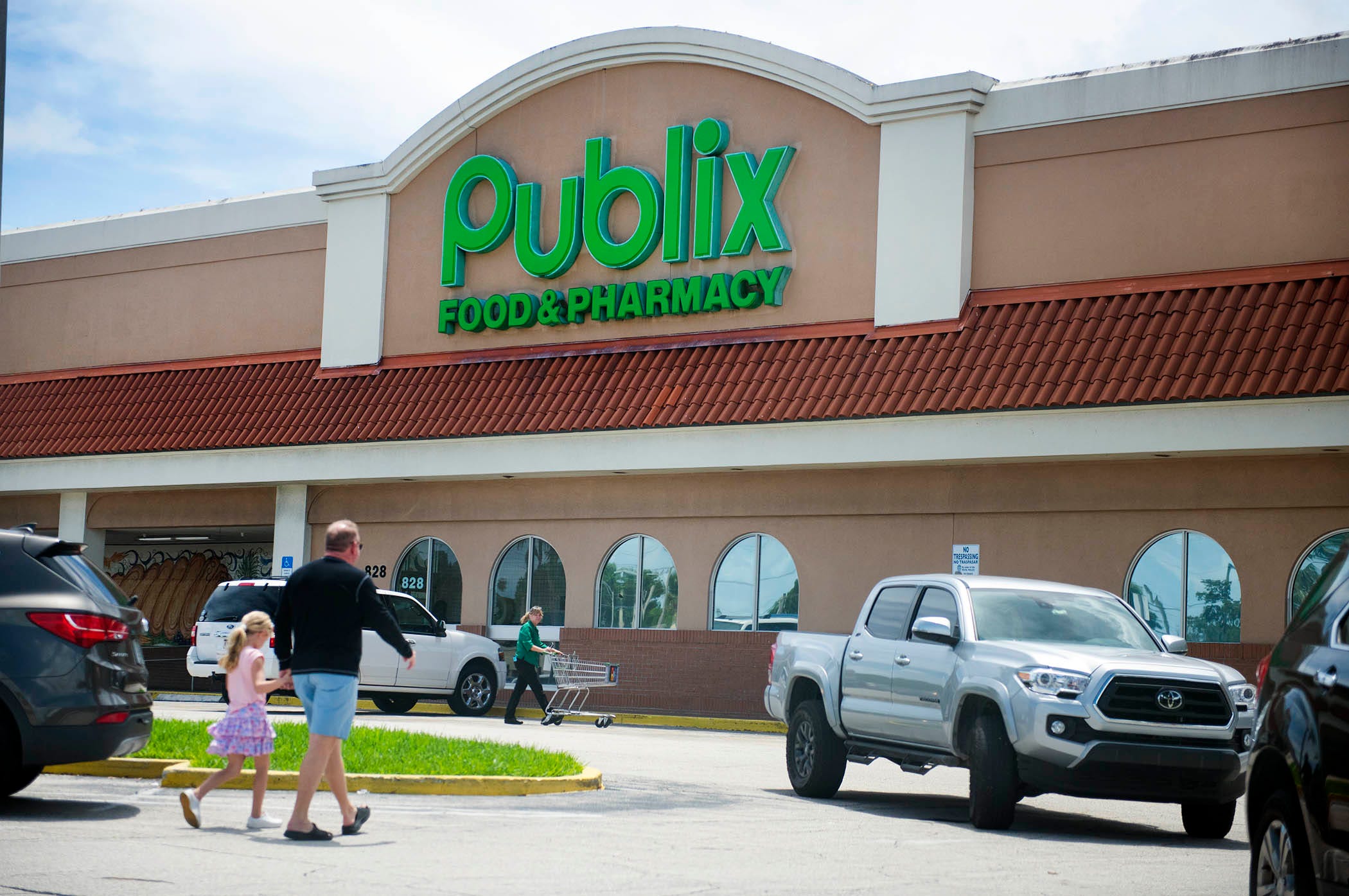 Publix announces opening date for first Louisville location