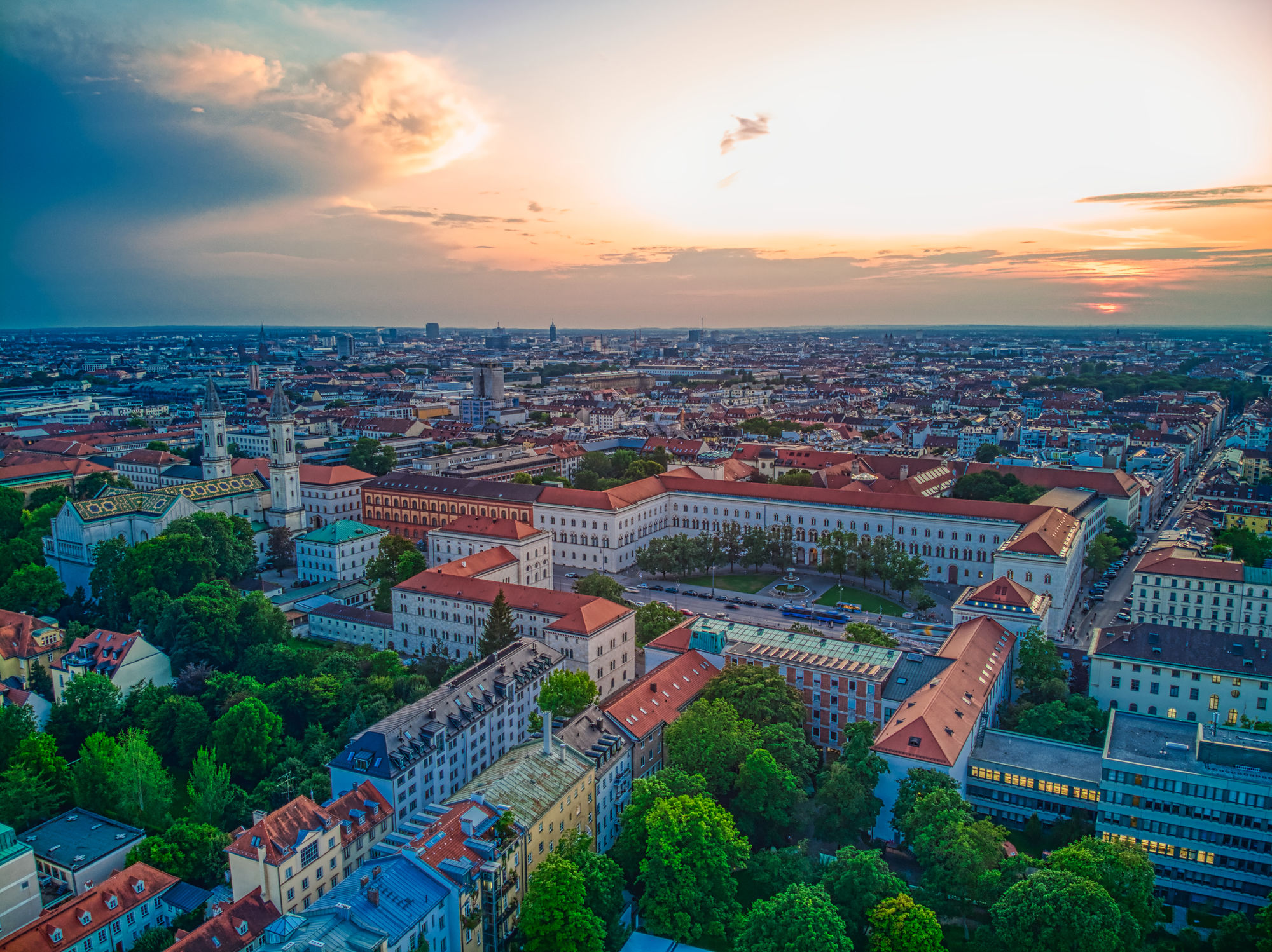 Переехать в мюнхен. ЛМУ Мюнхен. LMU München университет.