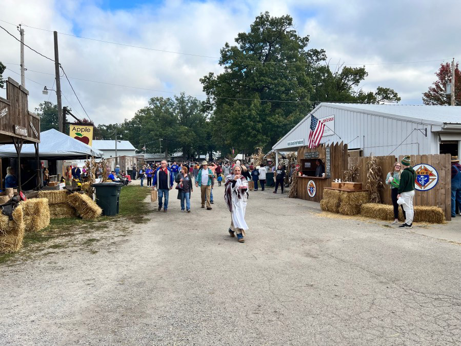 Kendallville hosts its 37th annual Apple Festival at the Noble County