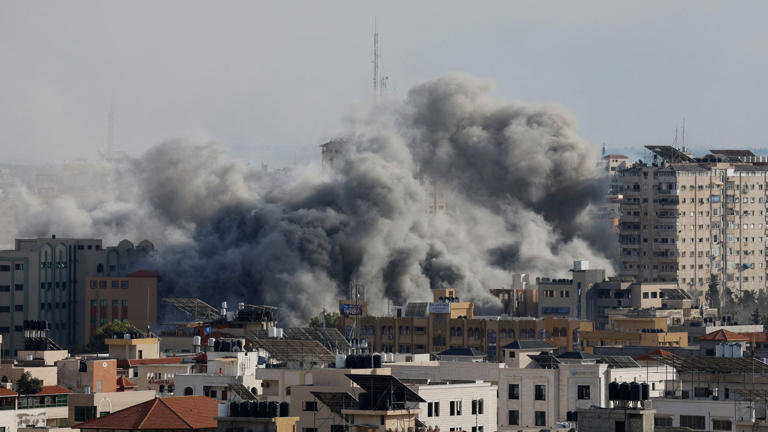 Hamas-Angriff: Israels Luftwaffe beschießt Ziele in Gaza – viele Tote gemeldet