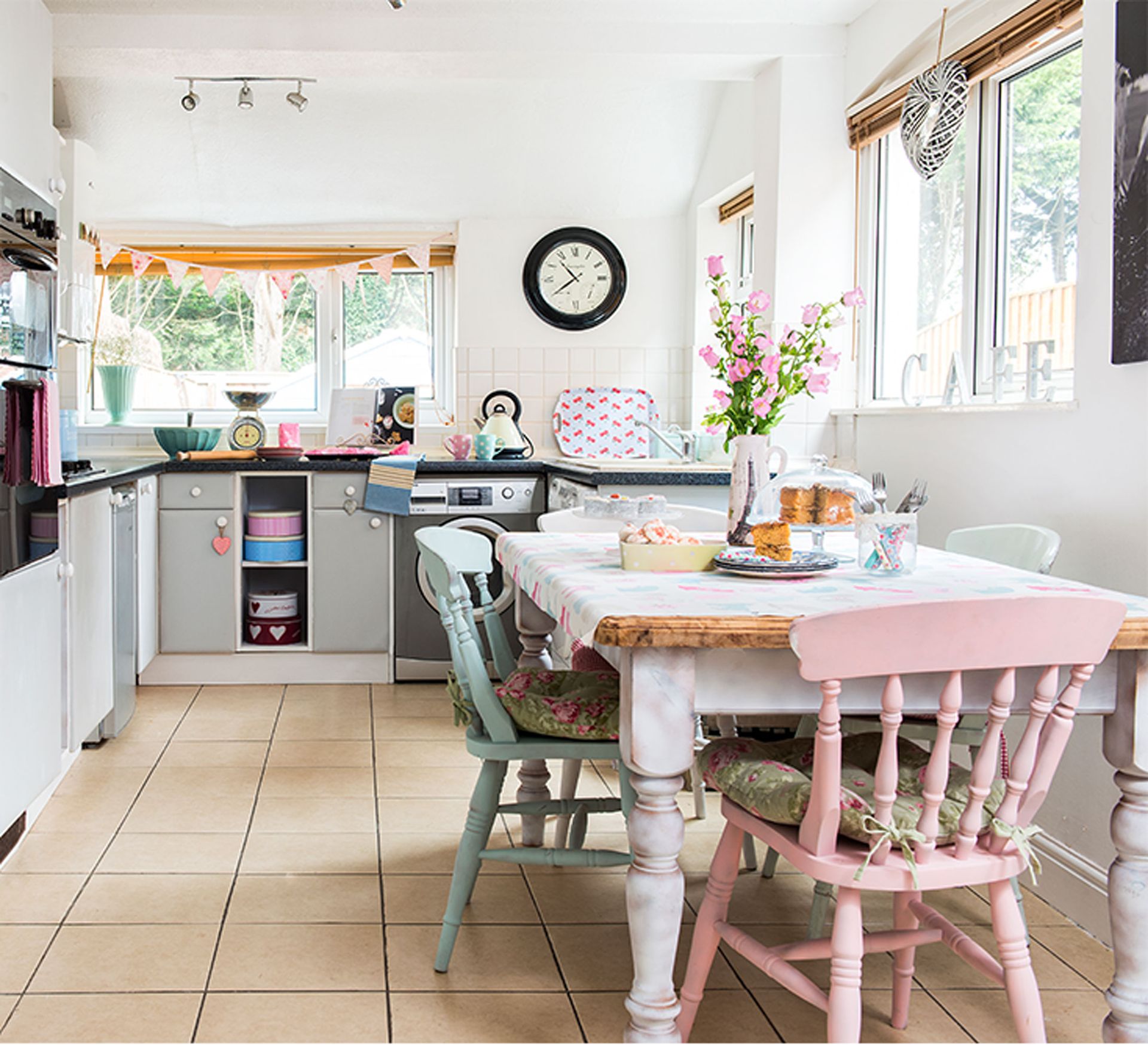 Shabby chic kitchen ideas - easy ways to create this relaxed, eclectic look