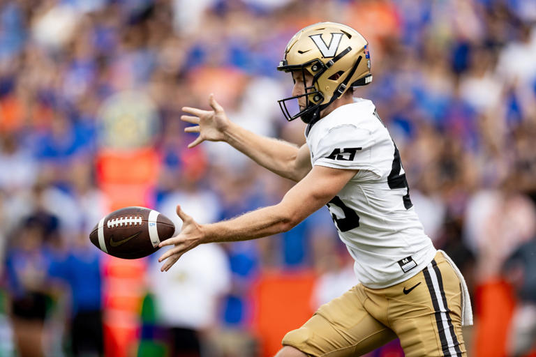 Vanderbilt football’s Matt Hayball to Saints as undrafted free agent ...