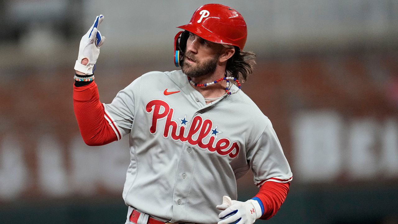 Bryce Harper shines as Phillies aim for second straight World Series – KGET  17