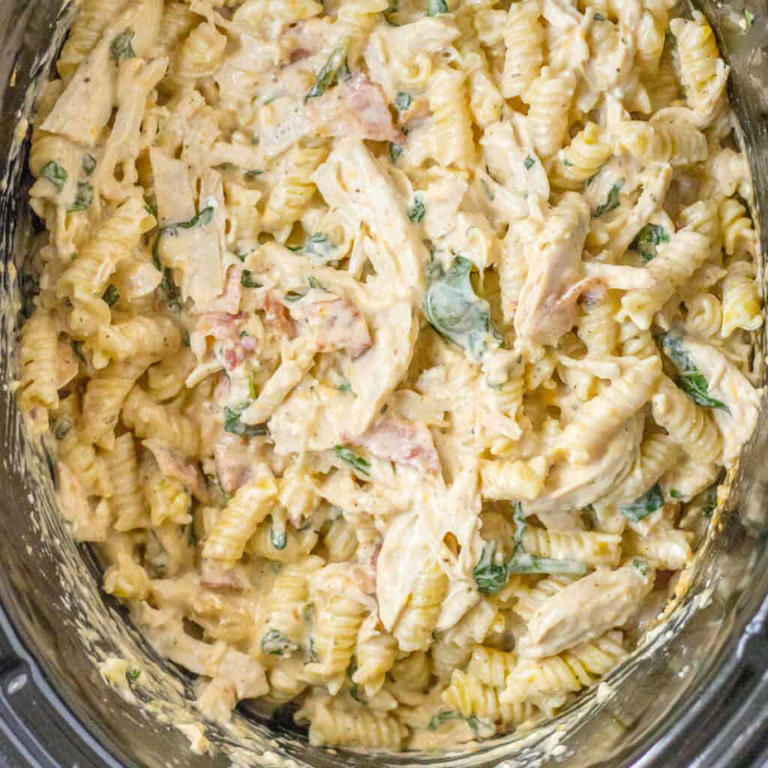 Crock Pot Chicken Bacon Ranch Pasta